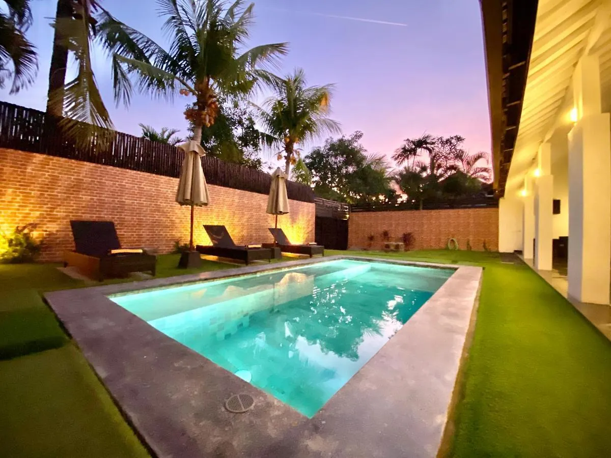 Villa Julia | Heart Of Seminyak | 350M Beach